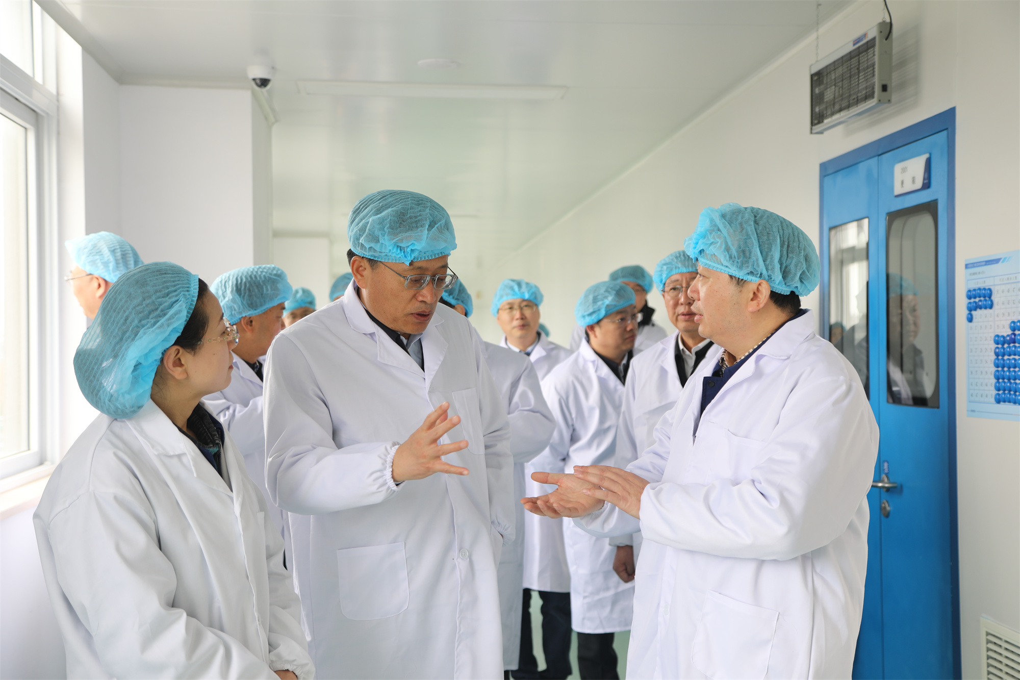 江苏省副省长胡广杰一行莅临禾田普达药业调研指导